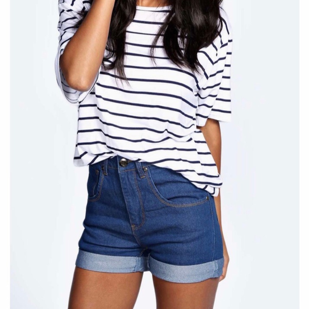 Boohoo High Waisted Demin Shorts